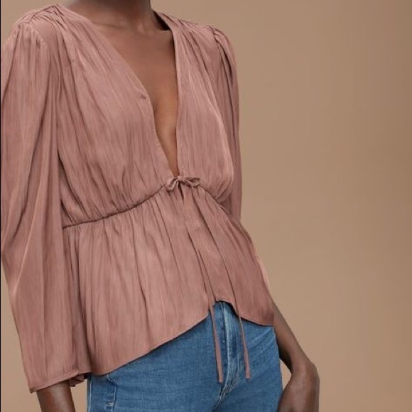 Aritzia x Wilfred Shanina Blouse - XS in Plum/Purple - Picture 5 of 10